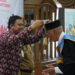 Wisuda perdana Sekolah Lansia Tageh Kelurahan Ekor Lubuk Kota Padang Panjang, Selasa (8/10).