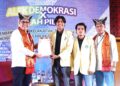 Epyardi Asda dalam acara Alek Demokrasi x Pilah Pilih yang diadakan BEM UNP di Hotel Basko, Kota Padang, Senin (7/10/2024).