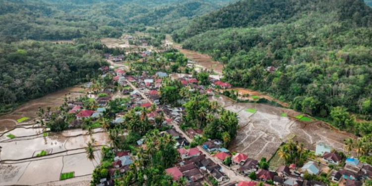 Penampakan banjir di Nagari Silantai, Kabupaten Sijunjung