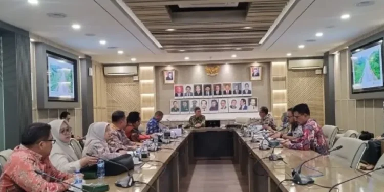 Rapat Pemprov Sumbar bersama Dirjen Bina Marga Kementerian PU.