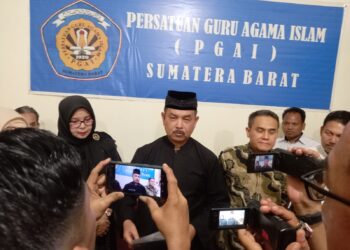 Ketua Umum PGAI Sumbar, Fauzi Bahar (foto: Habil/Sumbarkita.id)