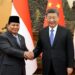 Presiden RI Prabowo Subianto bersama Presiden China, Xi Jinping saat upacara kenegaraan di Beijing, China, Sabtu (9/11)/(foto: REUTERS).