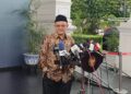 Menteri Pendidikan Dasar dan Menengah (Mendikdasmen) Abdul Mu'ti saat memberikan keterangan di kompleks Istana Kepresidenan, Jakarta, Selasa (26/11/2024). Foto: Sindonews