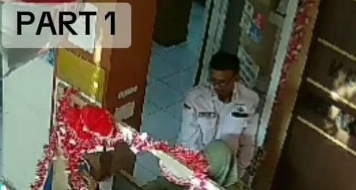 Foto: Aksi oknum lurah di Padang diduga melakukan tindakan asusila bersama staf. (Istimewa)