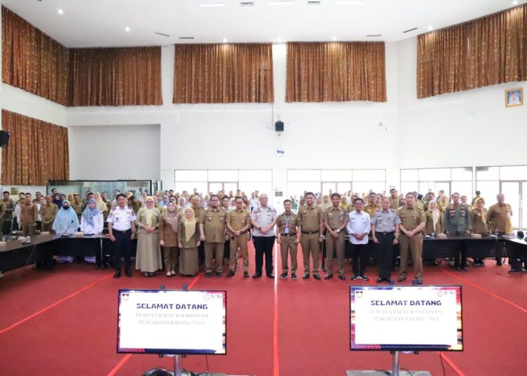 Pemko Padang mengadakan Rapat Koordinasi Pengadaan Barang/Jasa.