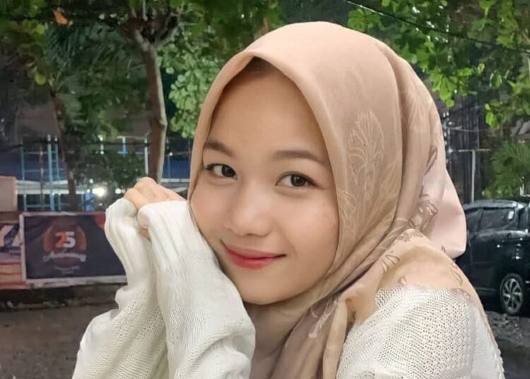 Siska Oktavia Rusdi, gadis asal Padang Pariaman yang hilang misterius.