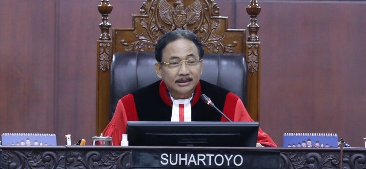 Hakim Mahkamah Konstitusi (MK) Suhartoyo