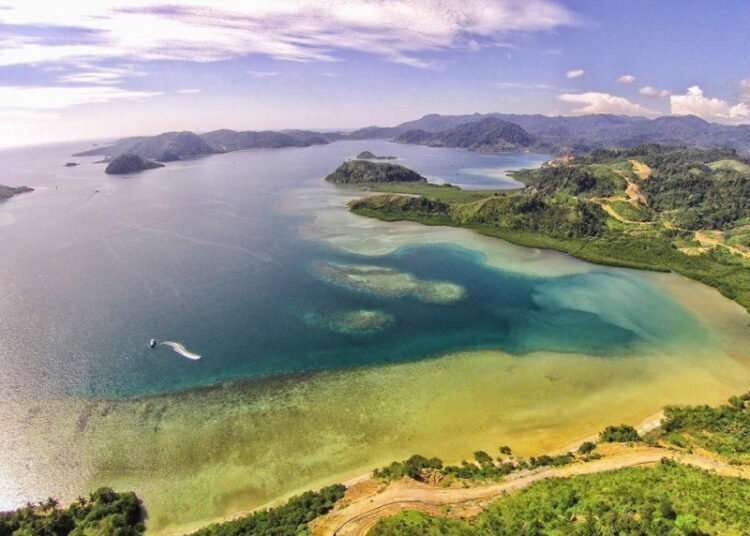 Kawasan Wisata Mandeh, Pesisir Selatan (foto: ist)