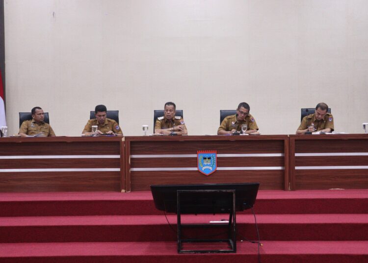 Pemko Payakumbuh mengadakan rapat koordinasi di Aula Ngalau Indah, Kantor Wali Kota Payakumbuh, Senin (24/2). (foto: Pemko Payakumbuh).