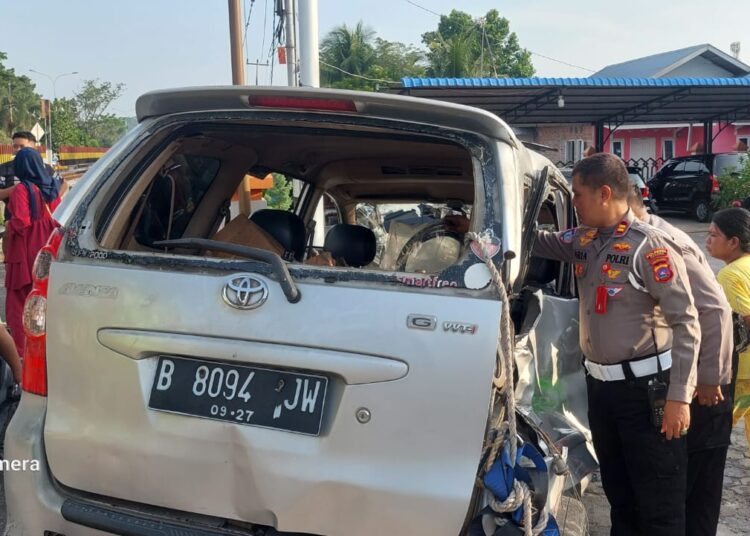 Kecelakaan kereta api vs mobil di Padang, Senin (10/2)