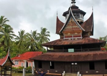 Rekomendasi Tempat Wisata Religi di Sumbar saat Lebaran, Cocok Dikunjungi Bersama Keluarga