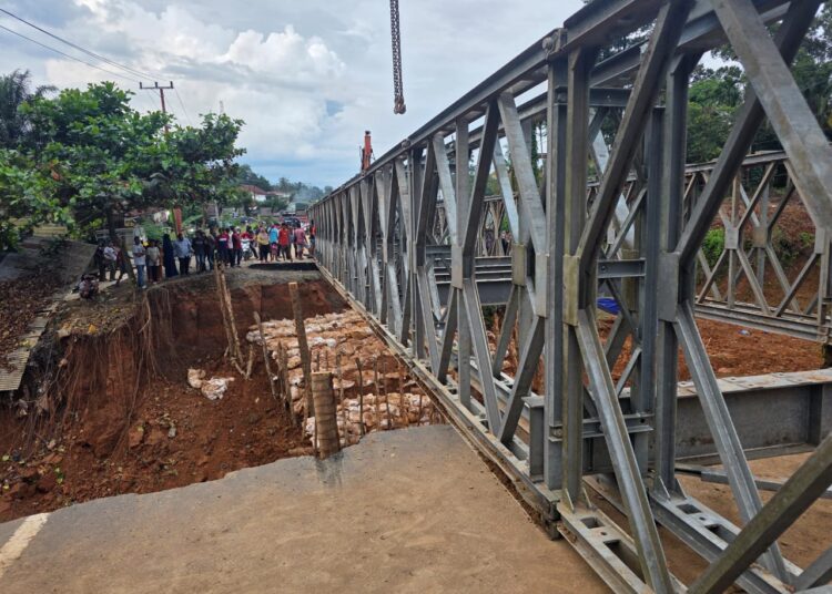 Update terbaru pembangunan jembatan darurat perbatasan Sumbar-Jambi.