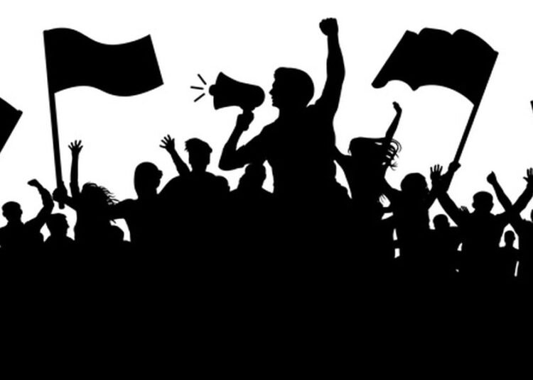 Ilustrasi protes dalam demokrasi.