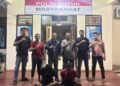 Dua pelaku penyalahgunaan narkoba di Solok Selatan ditangkap polisi. (foto: Dok. Polres Solok Selatan).