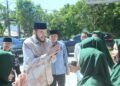 Wali Kota Padang, Fadly Amran menghadiri kegiatan pengajian Majelis Taklim Indonesia se-Kelurahan Lubuk Buaya, Kecamatan Koto Tangah. (foto: Diskominfo Padang).