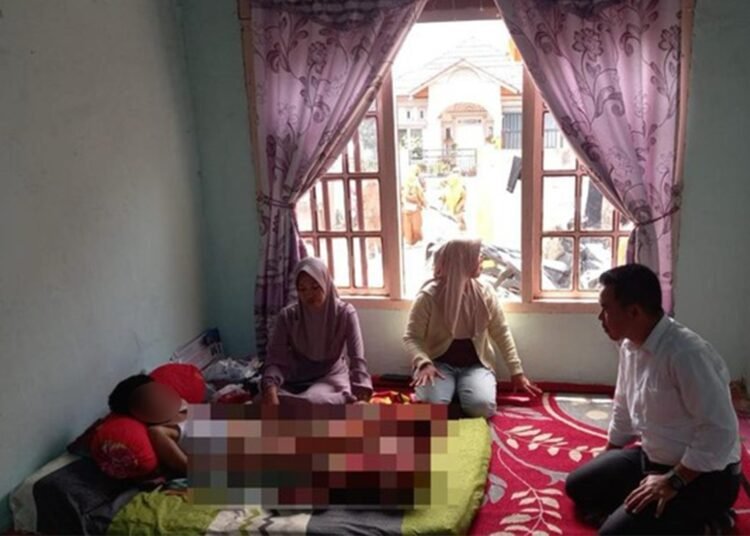 Bocah berusia 10 tahun warga Desa Sangir, Kecamatan Kayu Aro, Kabupaten Kerinci, Provinsi Jambi, jadi korban salah sunat. (dok. Polres Kerinci)