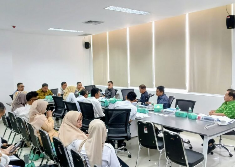 Panitia Khusus (Pansus) III DPRD Kota Padang melanjutkan pembahasan Rencana Pembangunan Jangka Menengah Daerah (RPJMD) Kota Padang 2025–2029, Kamis (5/6/2025)