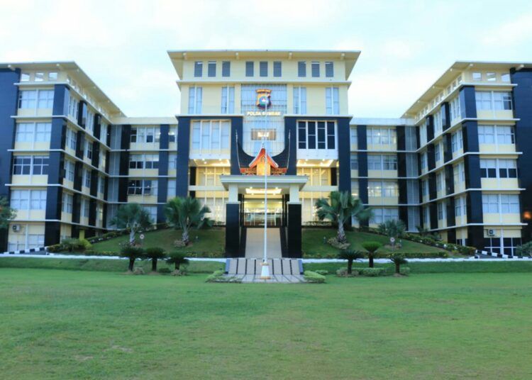 Markas Polda Sumbar. Foto: Media Center Padang