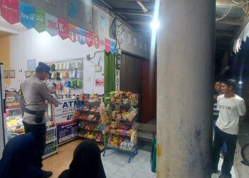 2 WNA Gasak Uang Kasir Toko di Padang Pariaman, Aksinya Terekam CCTV