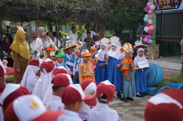Wali Kota Payakumbuh Dorong Ayah Lebih Aktif Dampingi Pendidikan Anak, Jangan Hanya Ibu