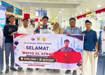 Hebat! Pelajar Asal Sumbar Raih Emas di Olimpiade Ekonomi Internasional 2026, Jadi Satu-satunya Penyumbang Gold untuk Indonesia