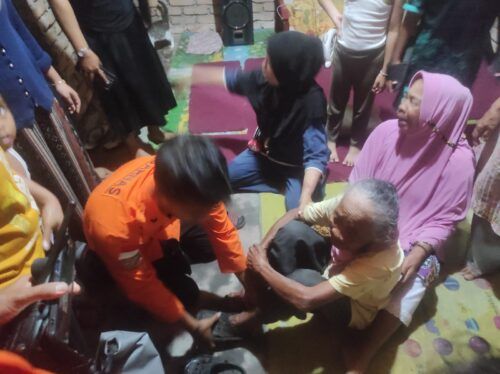 Pergi Cari Lidi Sawit, Nenek 98 Tahun yang Hilang di Agam Ditemukan Selamat Usai Terjebak Lumpur
