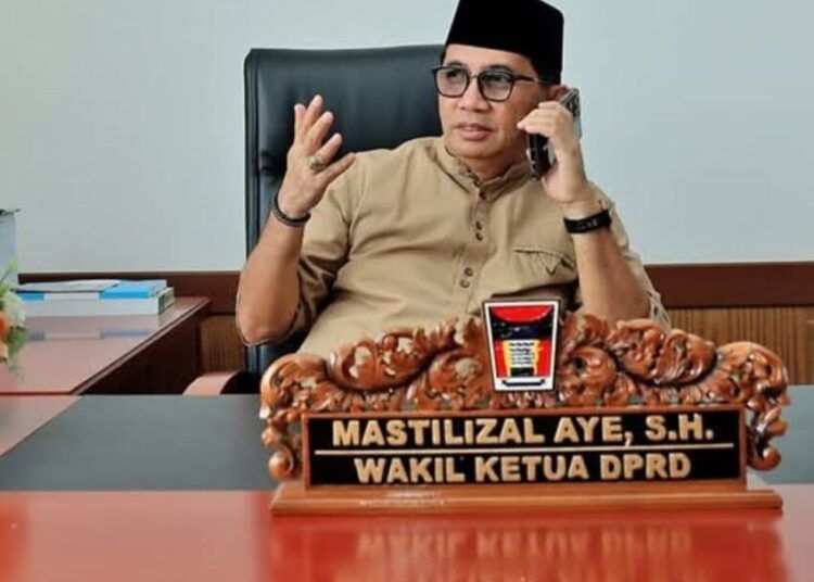 Wakil Ketua DPRD Kota Padang, Mastilizal Aye