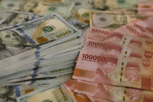 Dolar Hari Ini Mendekati Rp17.700, Begini Posisi Rupiah