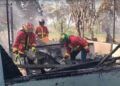 3 Petak Rumah di Padang Terbakar Saat Penghuni Antar Jenazah, Damkar Padamkan Api Pakai Ember