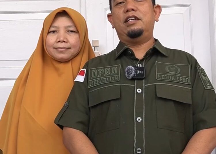 Ketua DPRD Kota Padang Muharlion