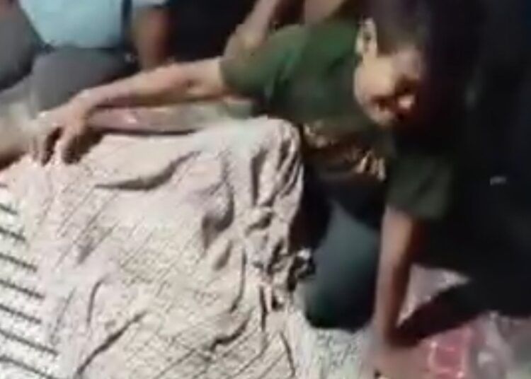 Seorang warga meninggal dunia setelah terjebak dalam kebakaran rumah di Jorong Lima Purut Timur, Kecamatan Kinali, Kabupaten Pasaman Barat, Selasa (11/8/2026).