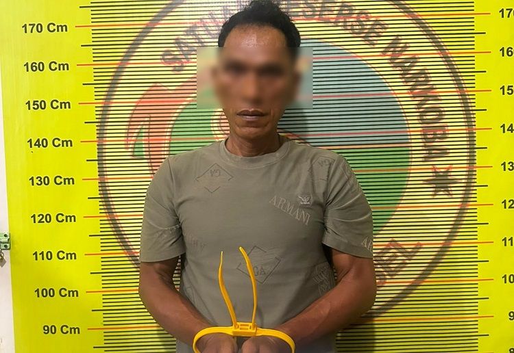 Polisi menangkap seorang pria di Kampung Pasar Surantih, Nagari Surantih, Kecamatan Sutera, Pesisir Selatan, Sumatera Barat (Sumbar), pada Senin (10/8/2026) pukul 18.00 WIB karena diduga mengedarkan sabu-sabu. Foto: Polres Pasisir Selatan