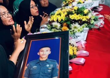 Suasana haru dan duka selimuti keluarga Pratu Rizki Kurniawan di rumah duka, Jorong Kampung Koto, Nagari Sungai Gayo Lumpo, Kecamatan IV Jurai, Pesisir Selatan, Rabu (19/8/2026).