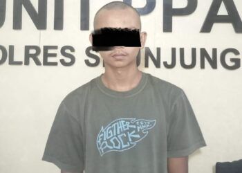 Sedang Cabuli Siswi SMP, Pemuda Sijunjung Digerebek Warga, Celana Keduanya Sudah Terlepas