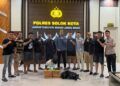 Bawa 10 Kg Ganja dengan Mobil, Kurir Narkoba Ditangkap di Kota Solok