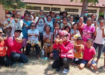 Tim Semen Padang Peduli Tuntaskan Misi di NTT, 122 Warga Dapat Layanan Kesehatan