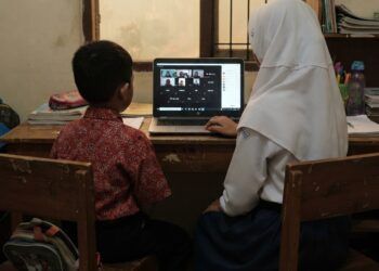 Kualitas Udara Padang Berbahaya, Siswa PAUD hingga SMP Kembali Belajar dari Rumah