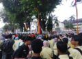 Aksi di Kantor Gubernur Sumbar, Mahasiswa Desak Pemulihan Pascagalodo Dipercepat